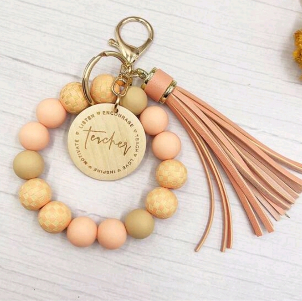 Pink Checkered Beaded Bracelet Keychain